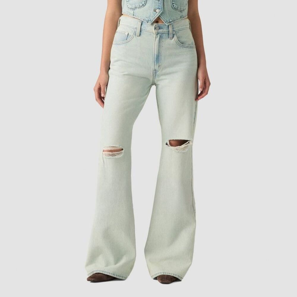 Levi's Women's Yes Sense Cinch Flare Pant Medium Wash 24